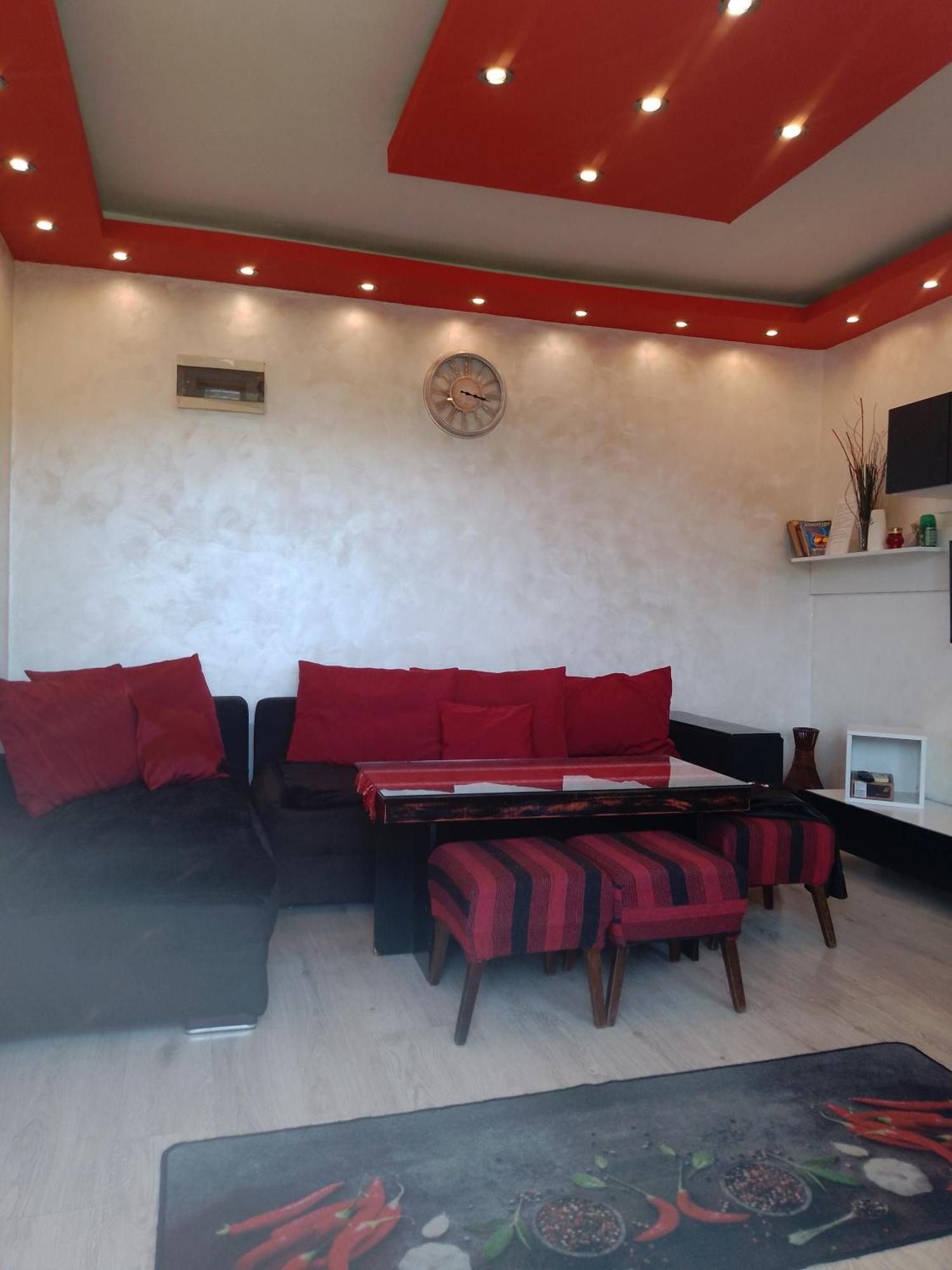 Red House Apartment เวลีคอเทอร์โนโว ภายนอก รูปภาพ