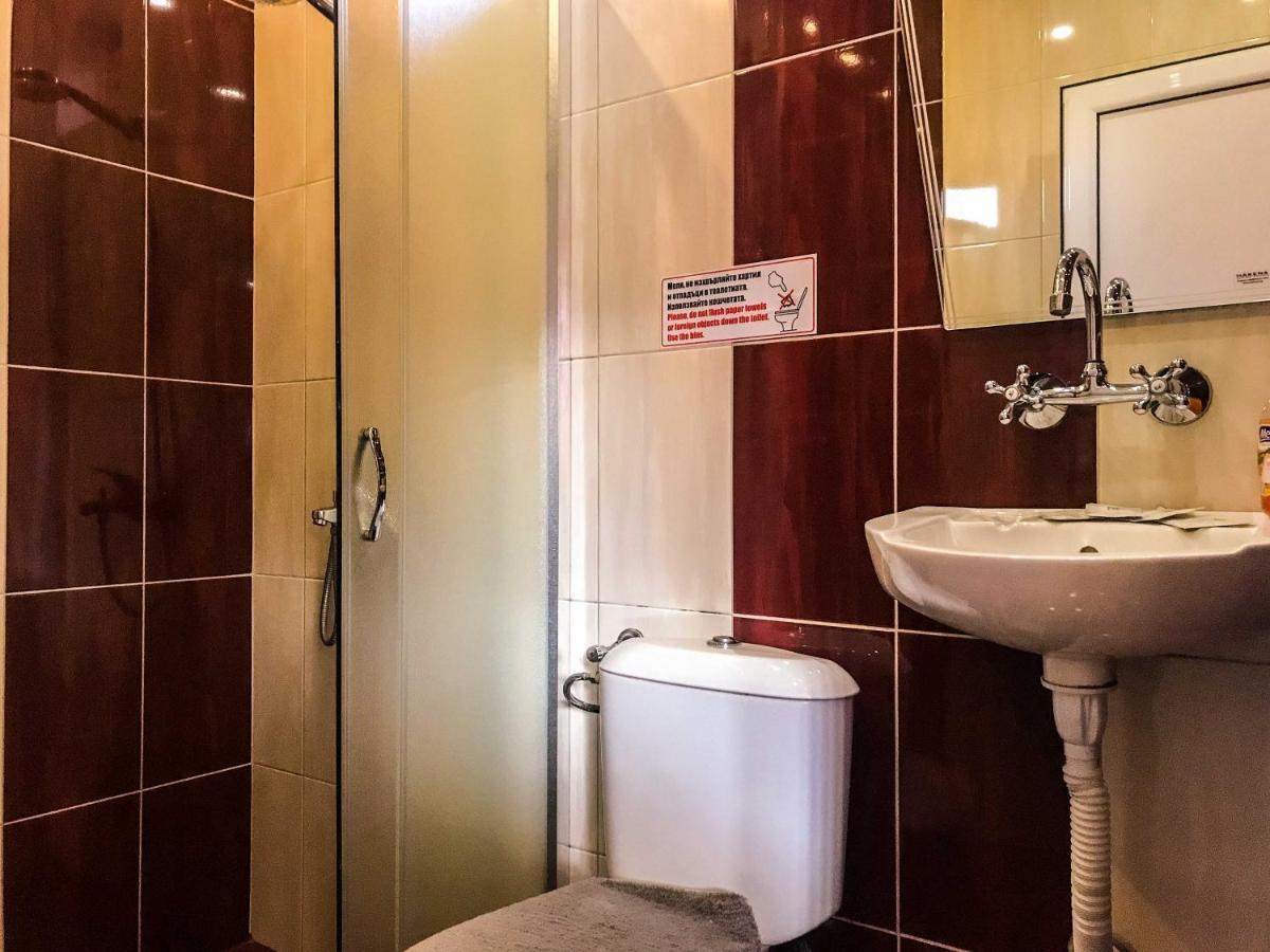 Red House Apartment เวลีคอเทอร์โนโว ภายนอก รูปภาพ